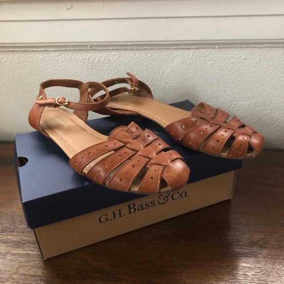 bass leather sandals